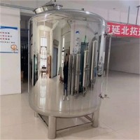 南雄市鸿谦无菌纯水箱304无菌水箱做工优越结构稳定
